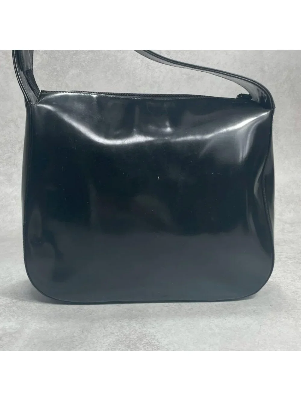 Gucci GG Shoulder Bag Patent Leather Black Logo